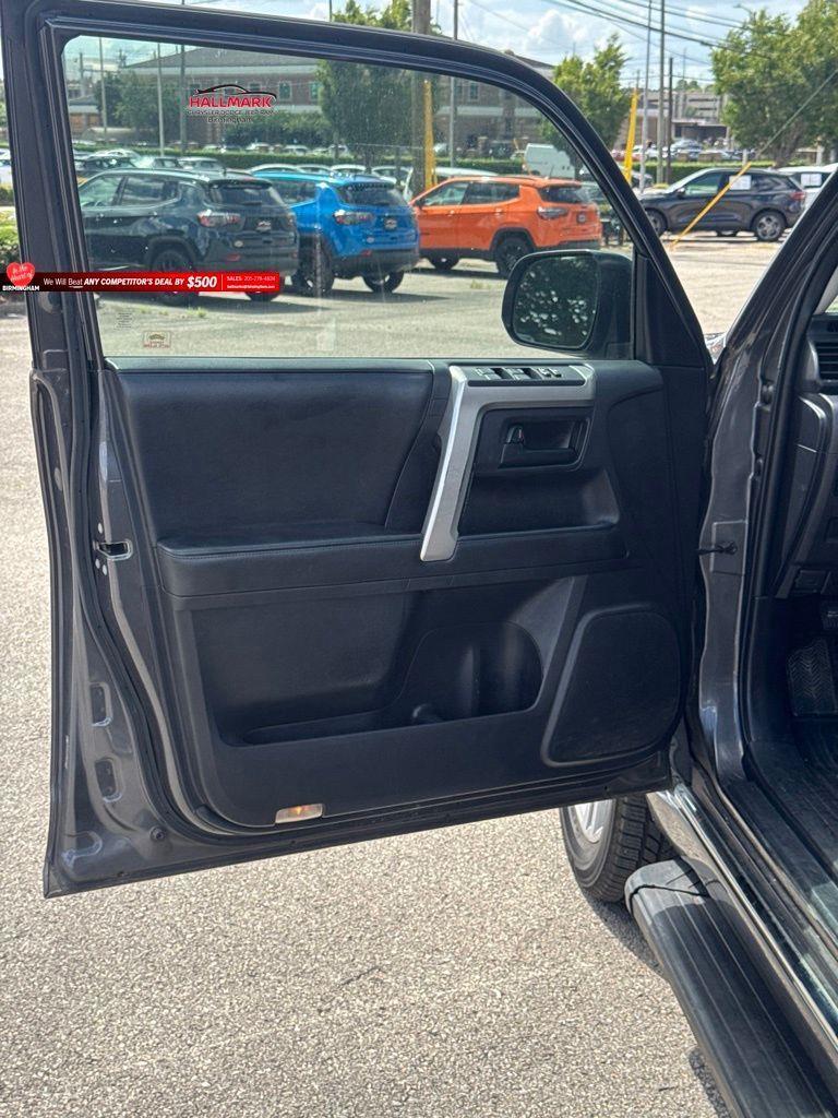 Toyota 4Runner  2011