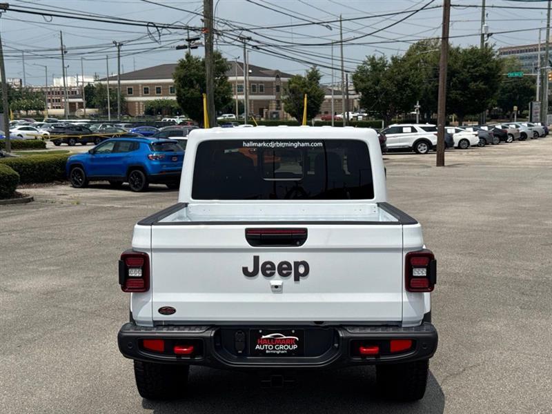Jeep Gladiator  2026