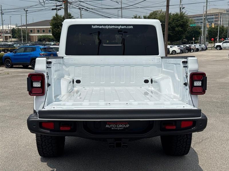 Jeep Gladiator  2026
