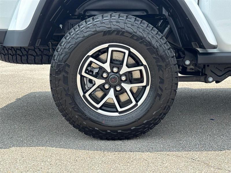 Jeep Gladiator  2026