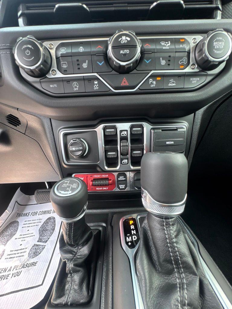 Jeep Gladiator  2026