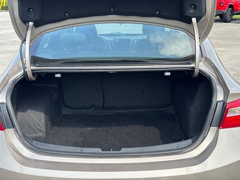 Chevrolet Malibu  2023