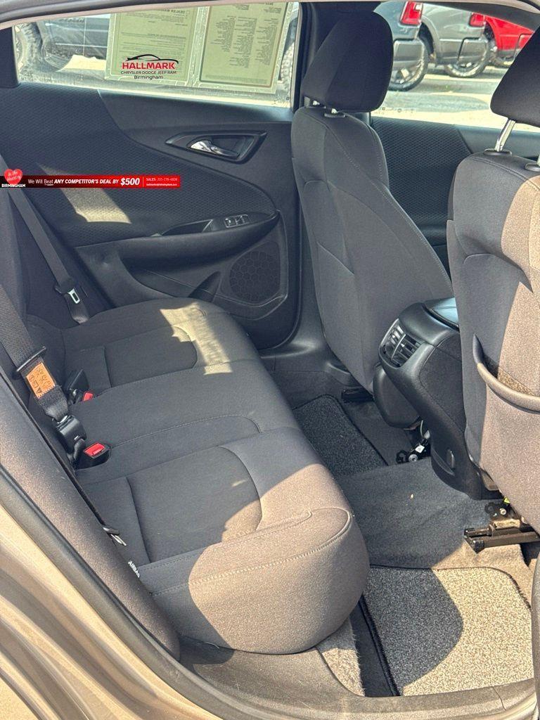 Chevrolet Malibu  2023
