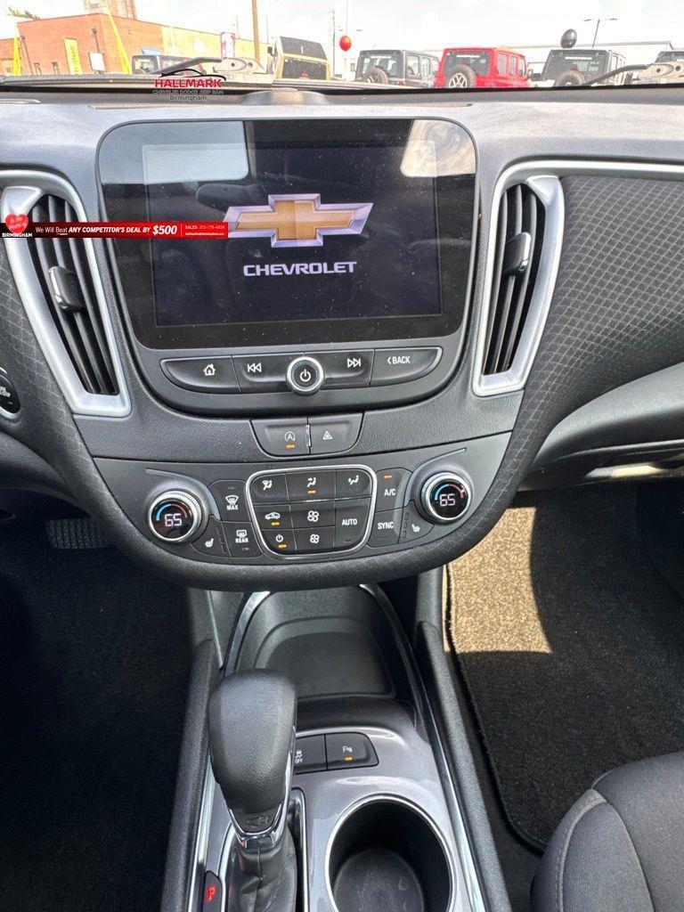 Chevrolet Malibu  2023