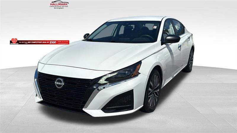 Nissan Altima  2025