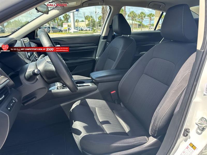 Nissan Altima  2025
