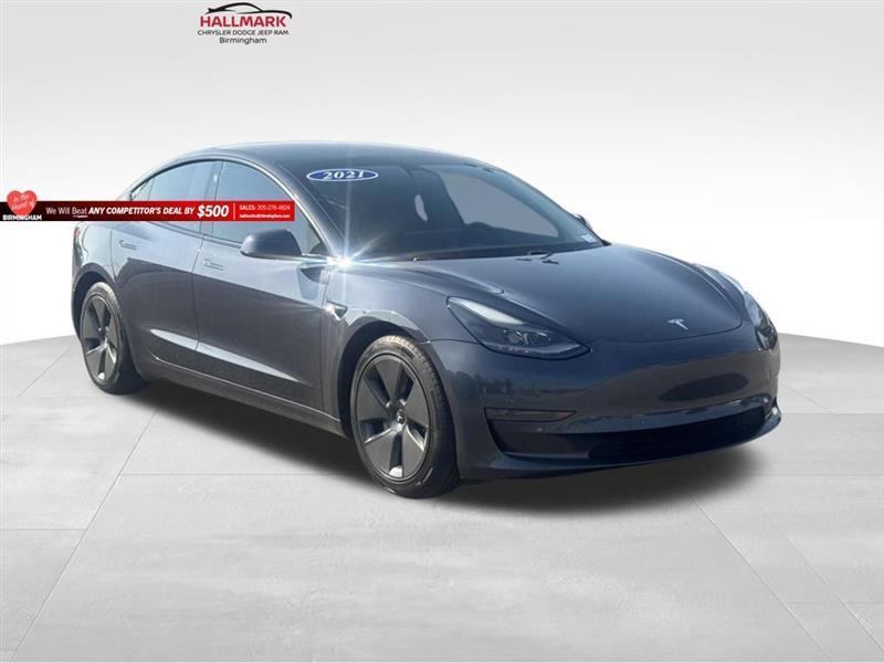 Tesla Model 3  2021