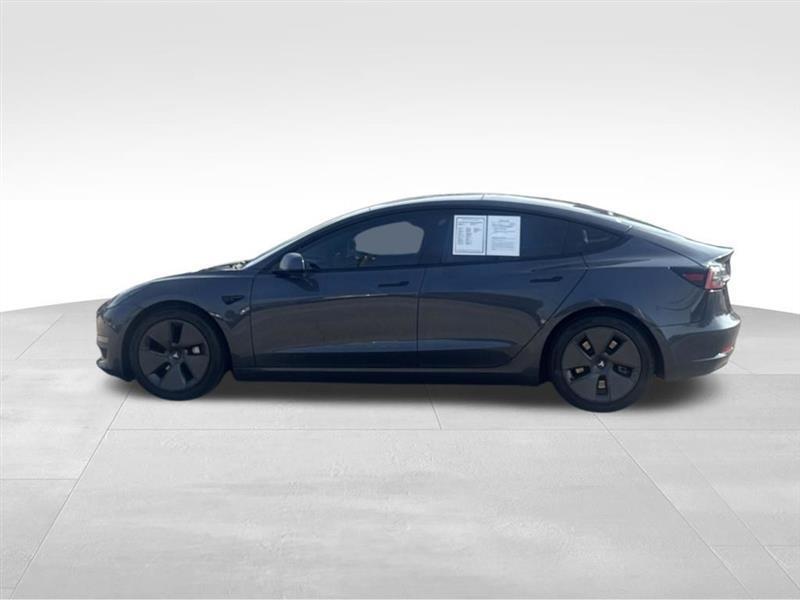 Tesla Model 3  2021