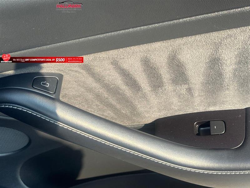 Tesla Model 3  2021
