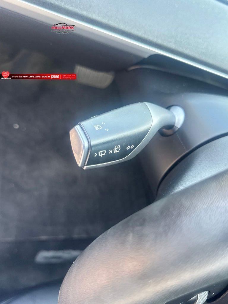 Tesla Model 3  2021
