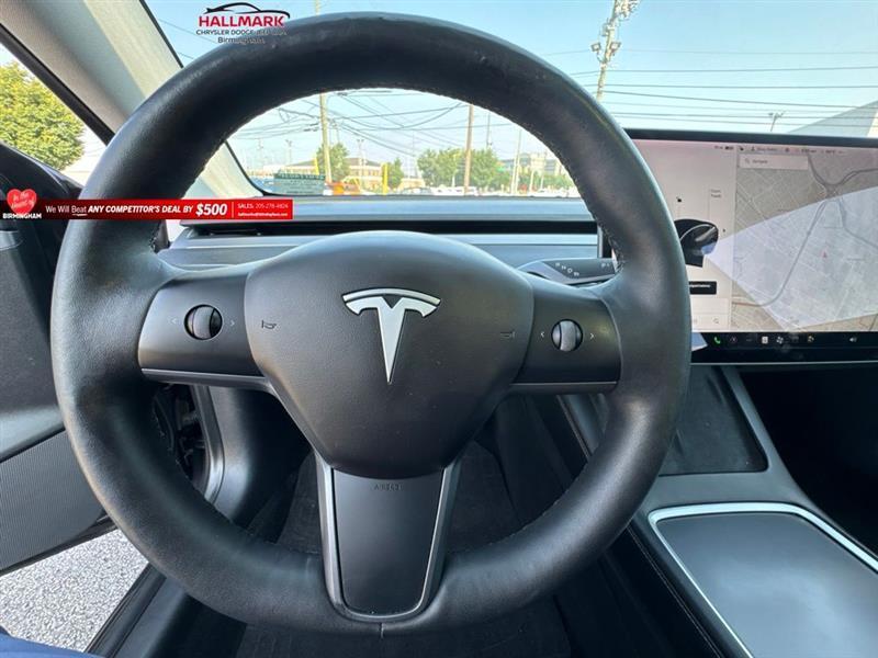 Tesla Model 3  2021