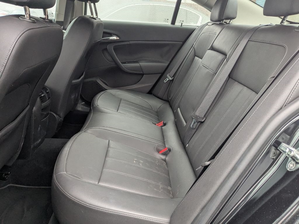 Buick Regal  2011 Buick Regal  2011