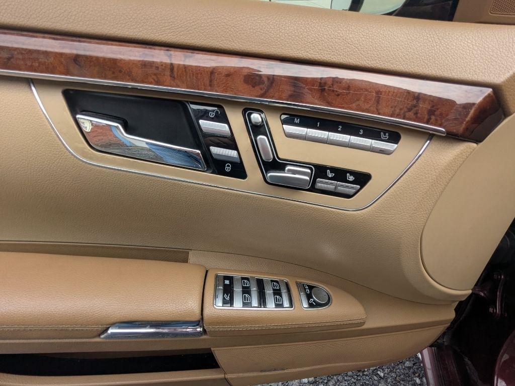 Mercedes-Benz S-Class  2007