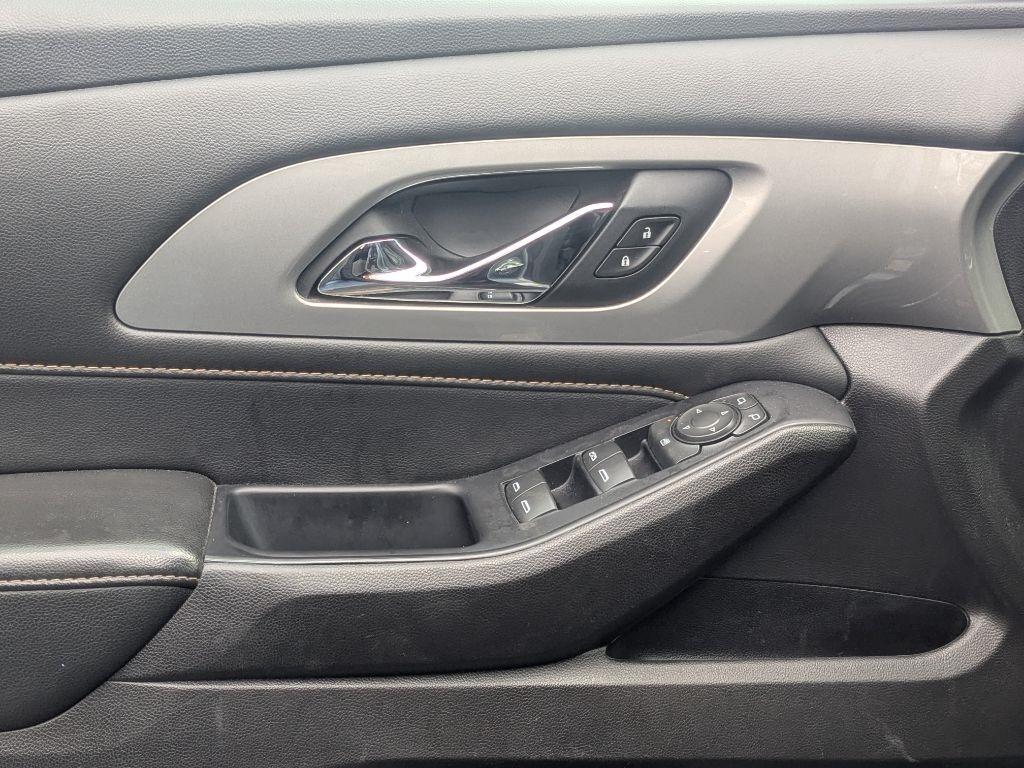 Chevrolet Traverse  2021