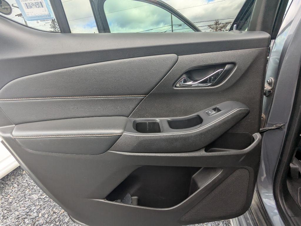 Chevrolet Traverse  2021