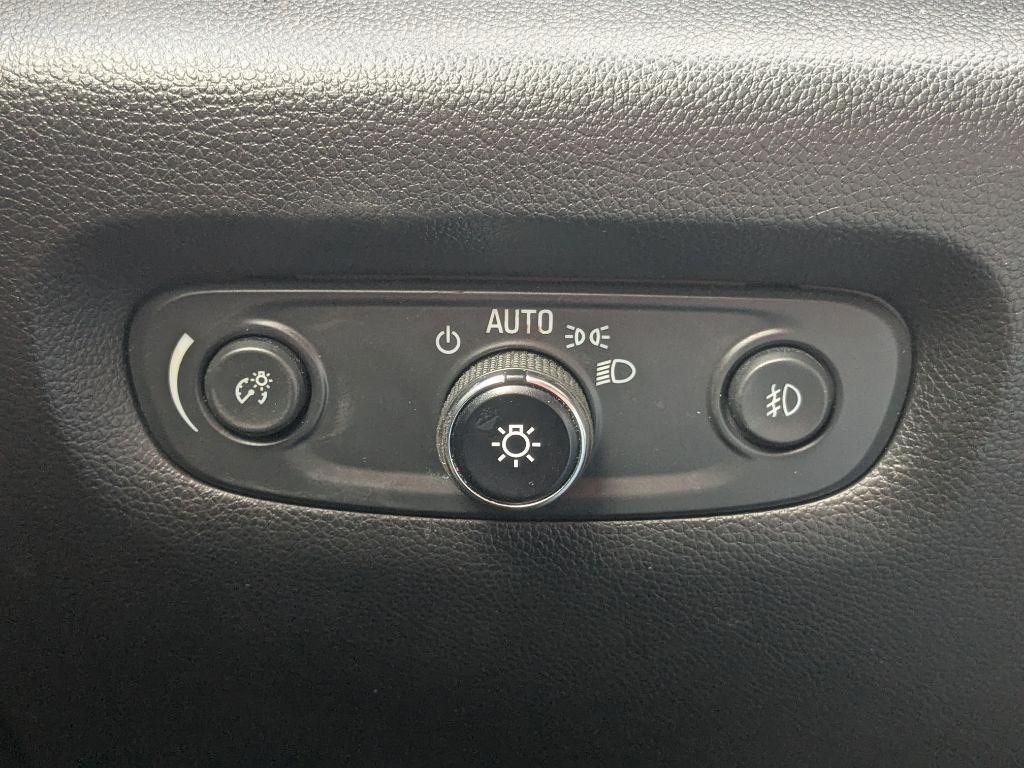 Chevrolet Traverse  2021