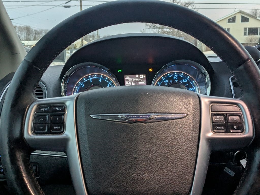 Chrysler Town & Country  2012