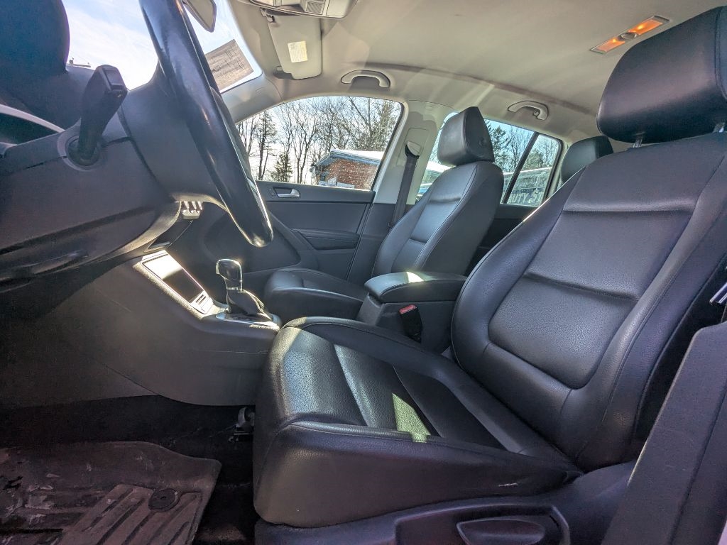 Volkswagen Tiguan  2014