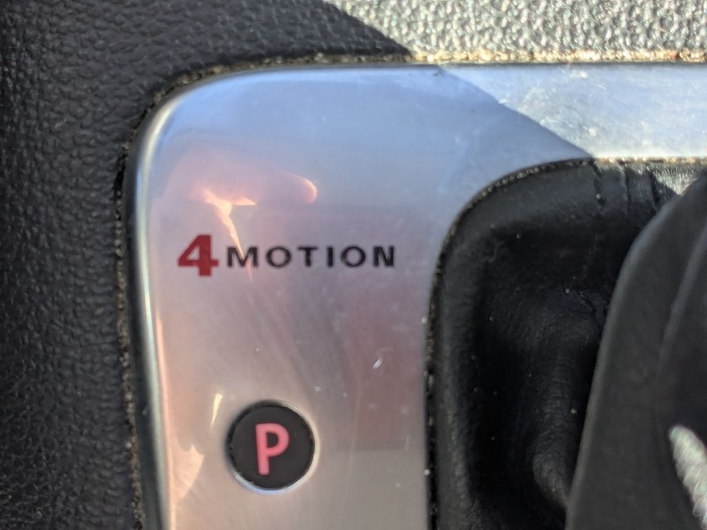 Volkswagen Tiguan  2014