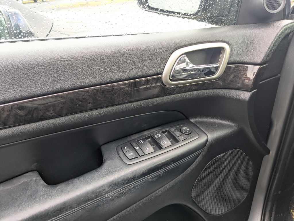 Jeep Grand Cherokee  2012