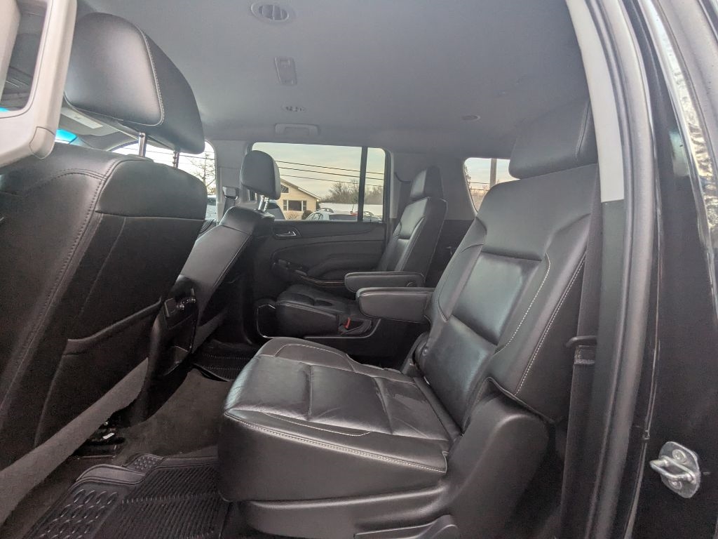 Chevrolet Suburban  2018