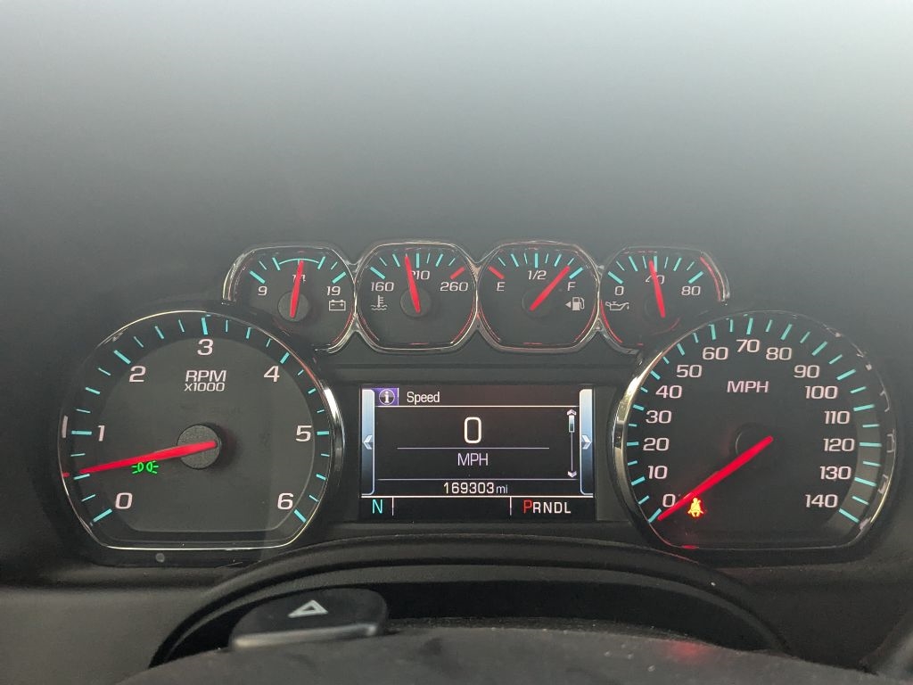 Chevrolet Suburban  2018