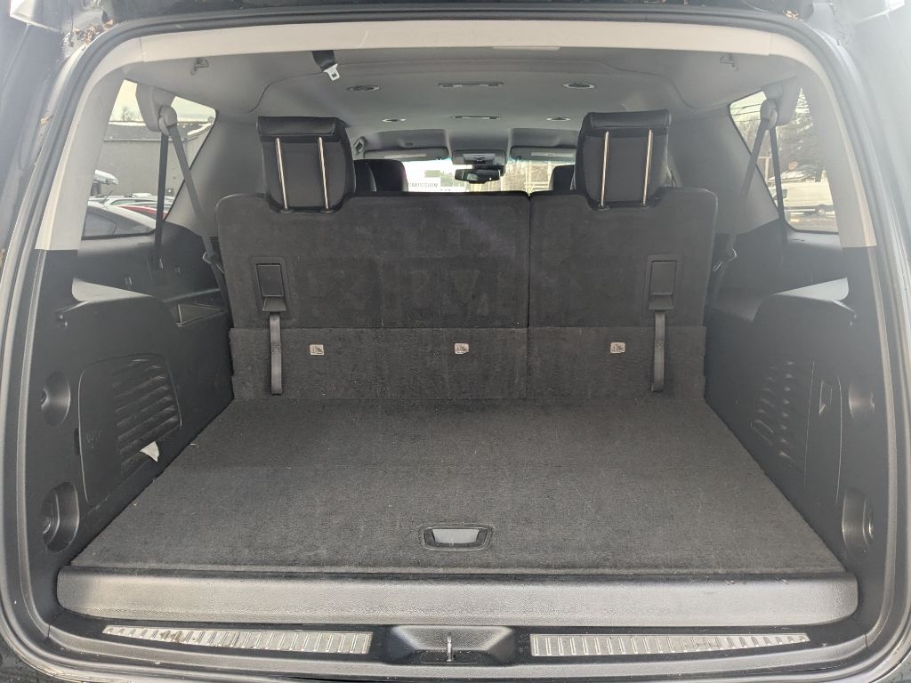 Chevrolet Suburban  2018