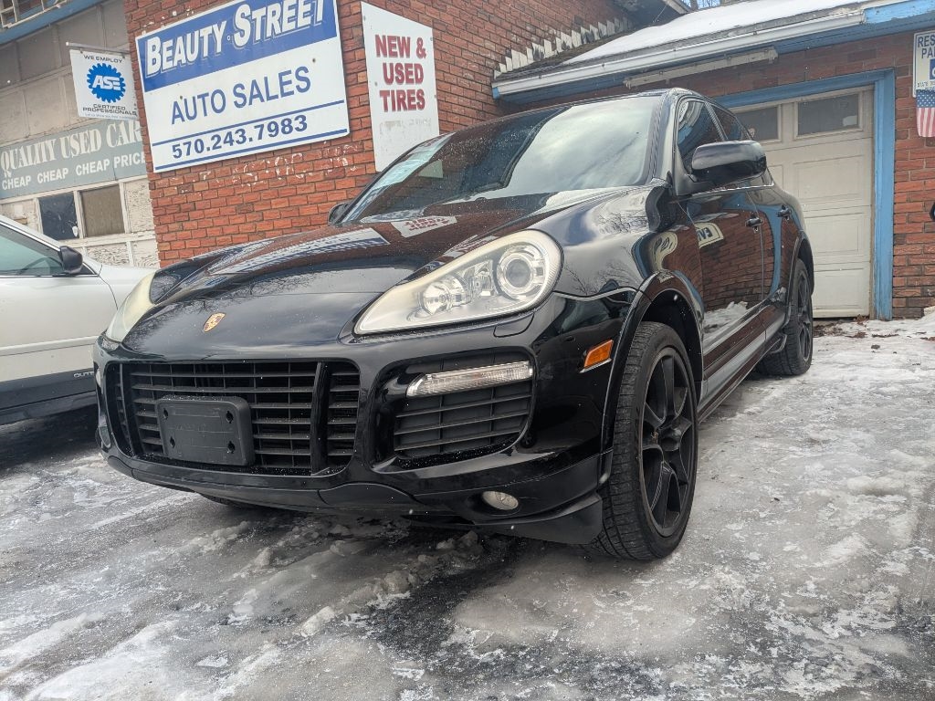Porsche Cayenne  2010