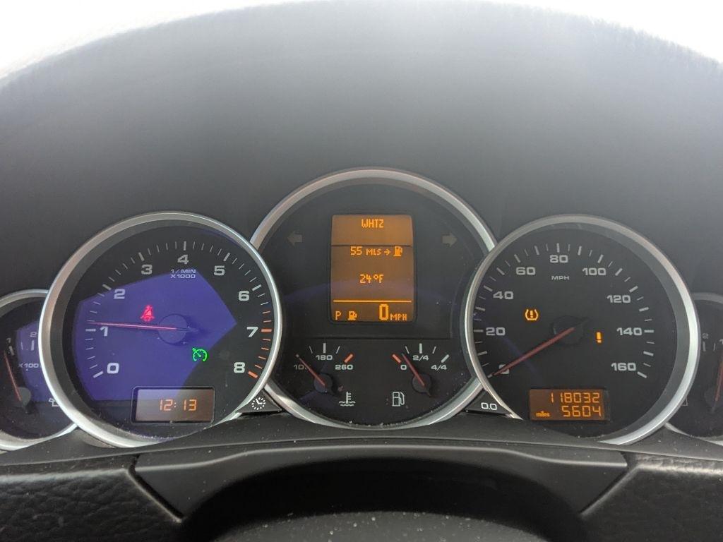 Porsche Cayenne  2010