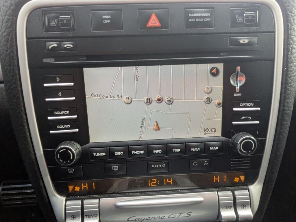Porsche Cayenne  2010