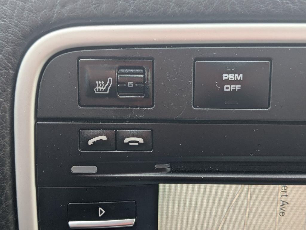 Porsche Cayenne  2010