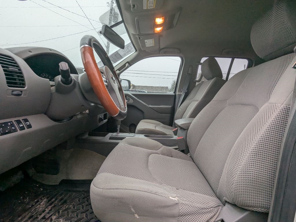 Nissan Frontier  2016