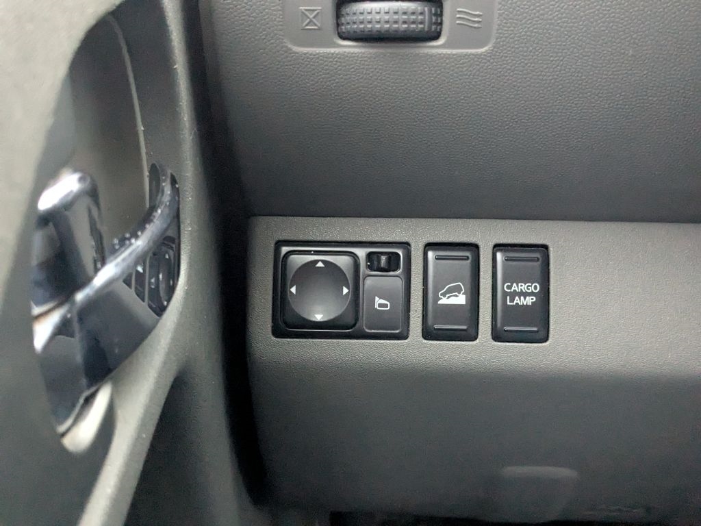 Nissan Frontier  2016