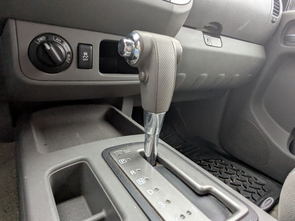 Nissan Frontier  2016