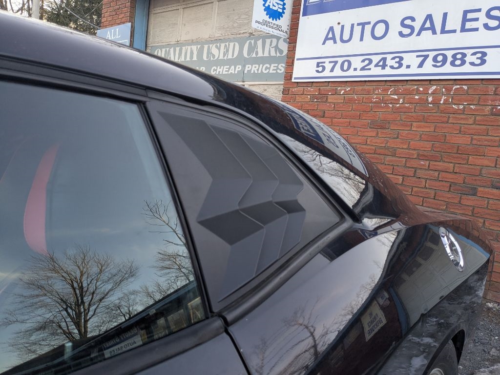 Dodge Challenger  2011
