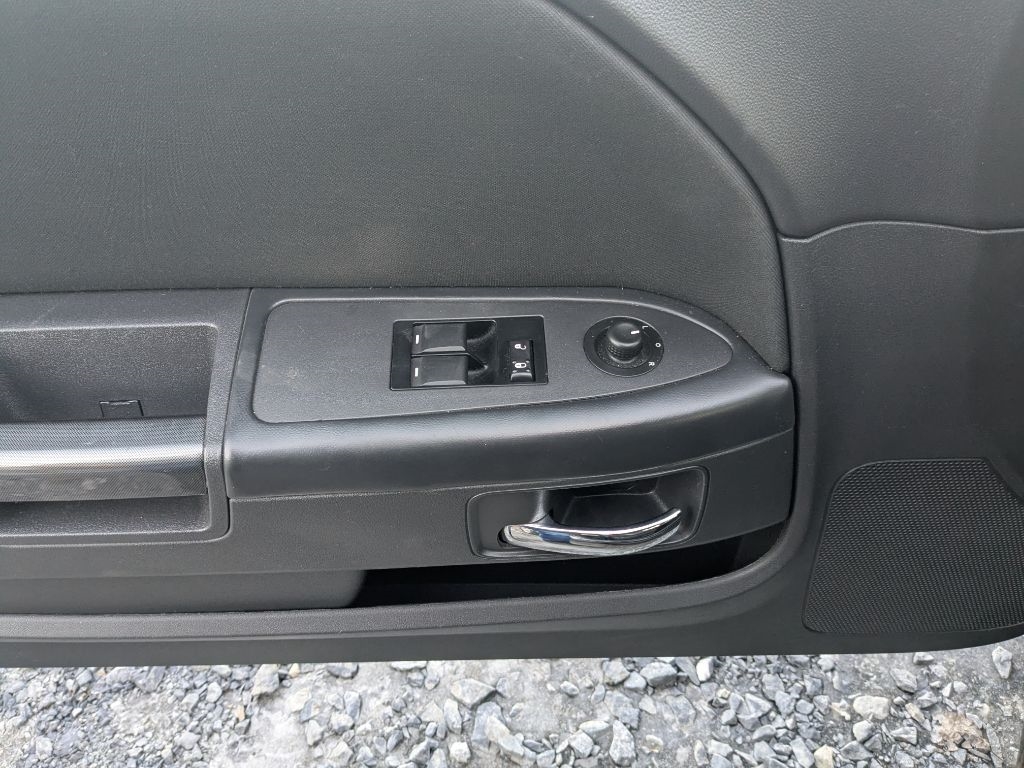 Dodge Challenger  2011