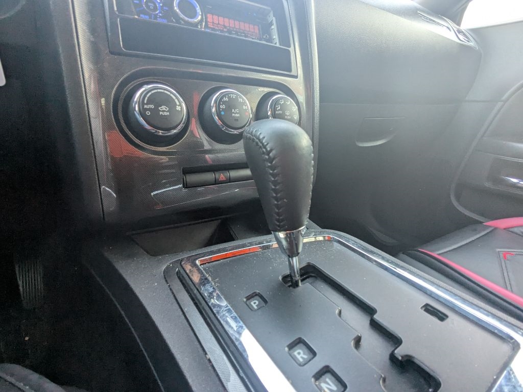 Dodge Challenger  2011