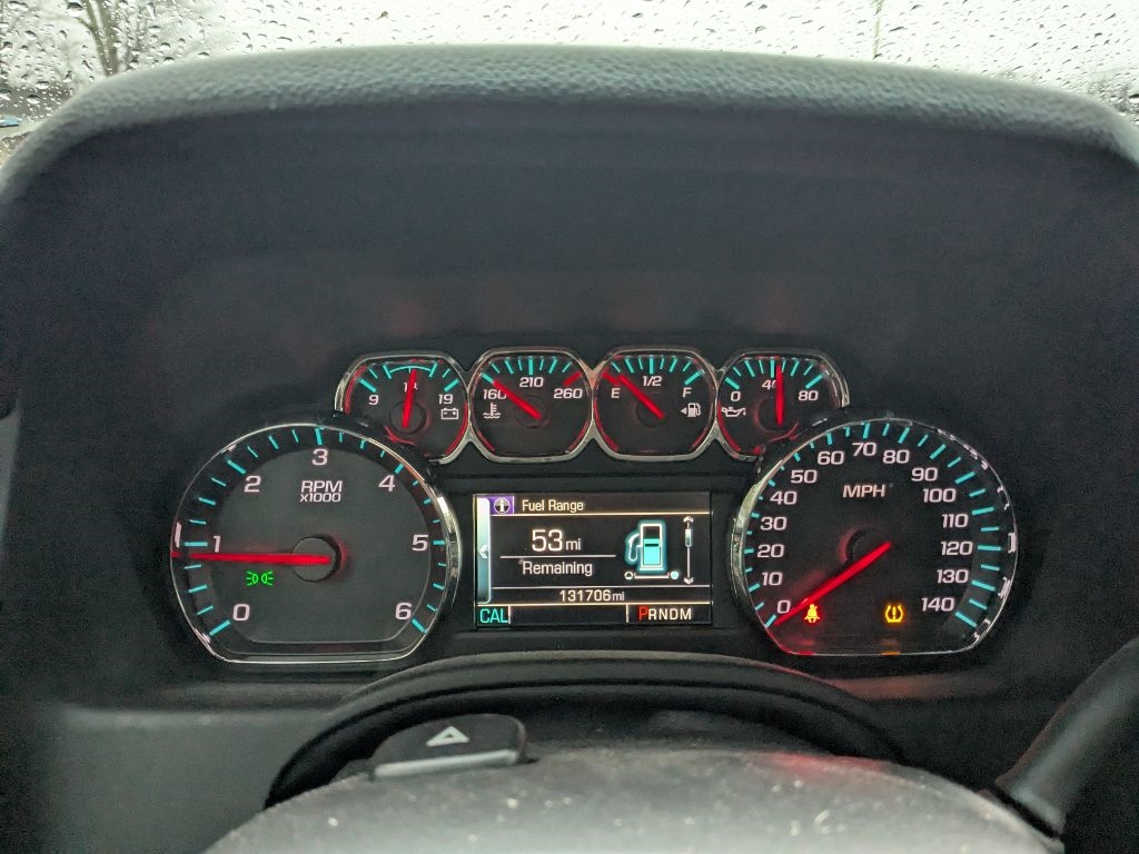 Chevrolet Suburban  2015