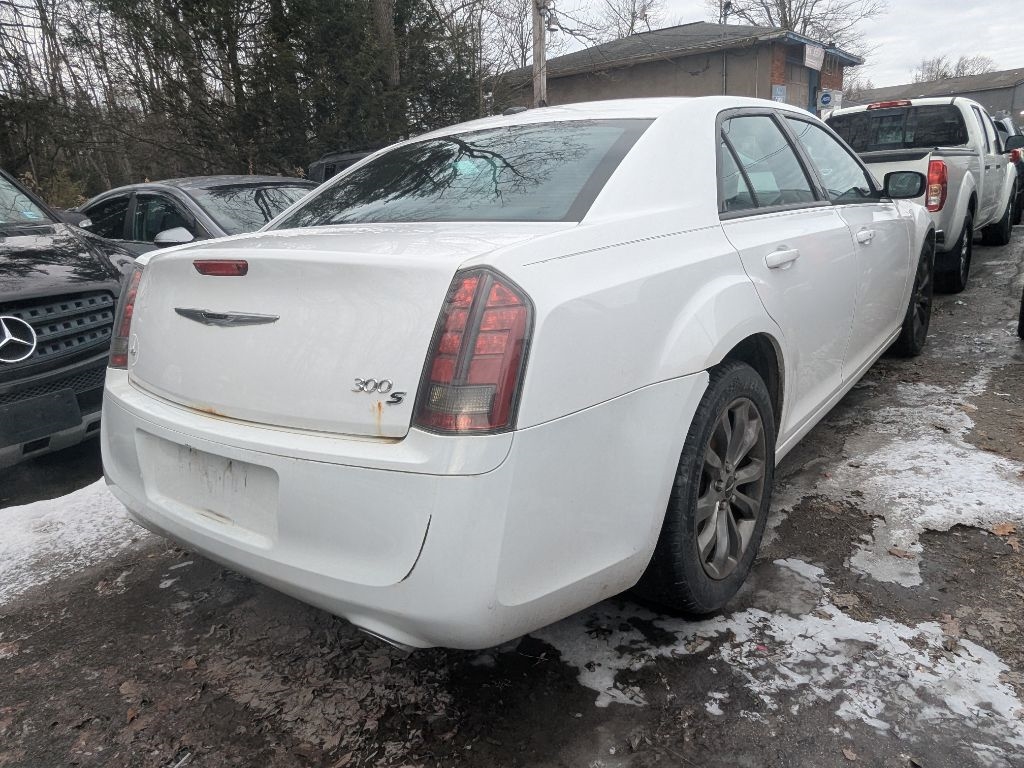 Chrysler 300  2014