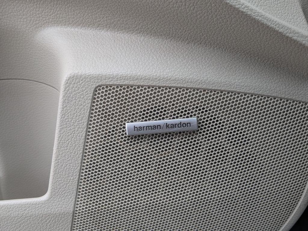 Subaru Outback  2010