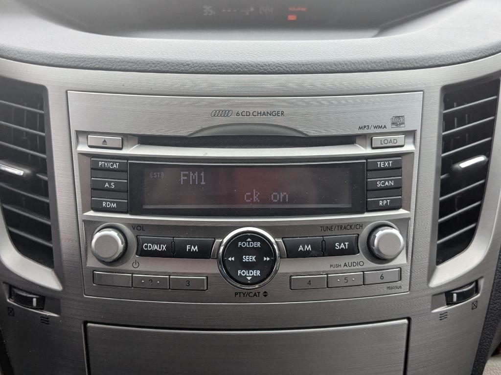 Subaru Outback  2010