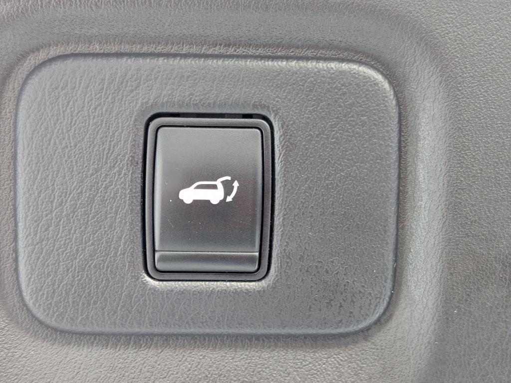 Nissan Pathfinder  2015