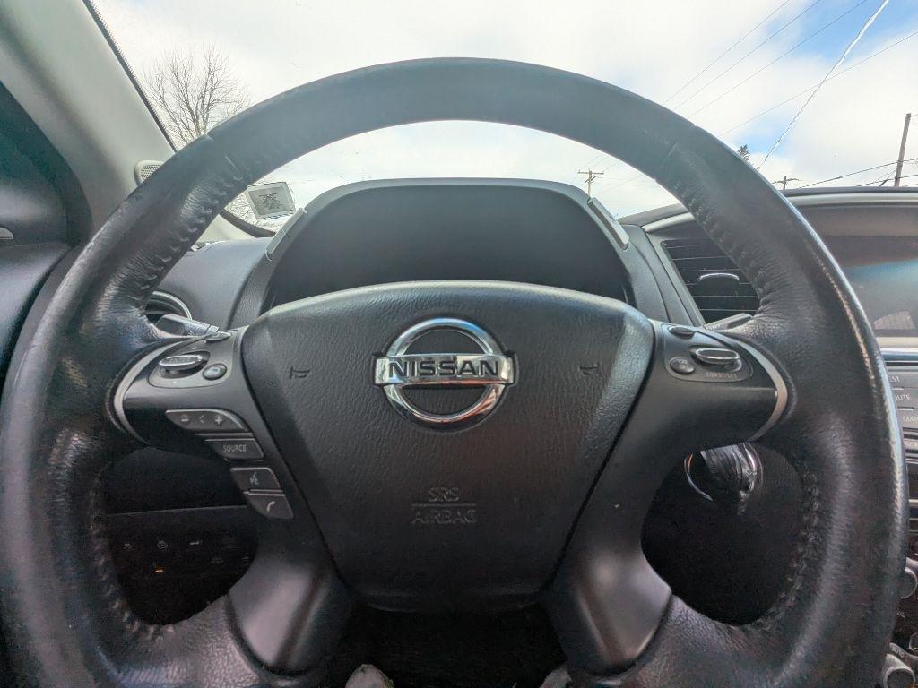 Nissan Pathfinder  2015