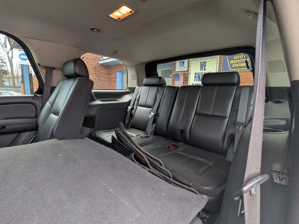 Chevrolet Tahoe  2010