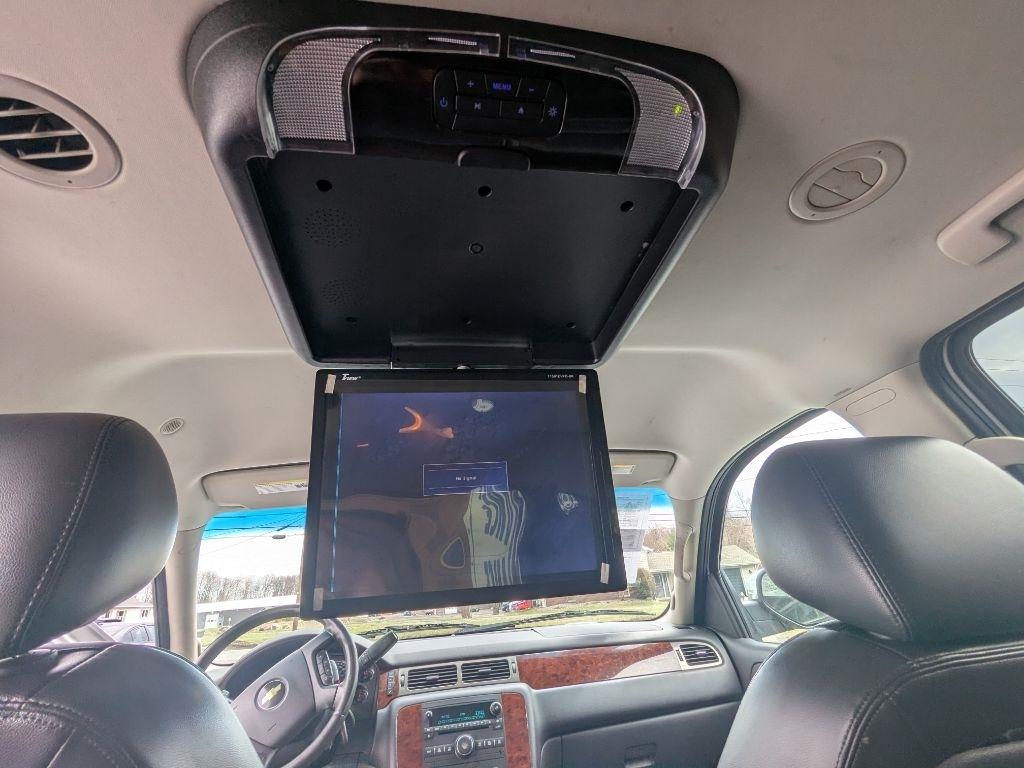 Chevrolet Tahoe  2010