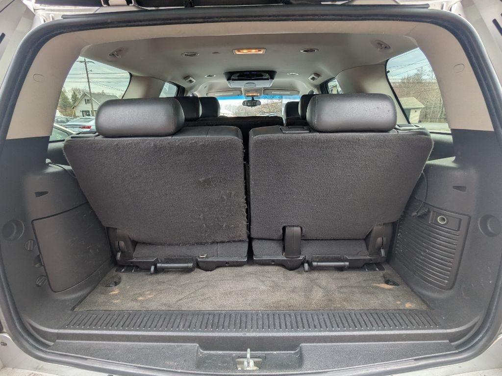 Chevrolet Tahoe  2010