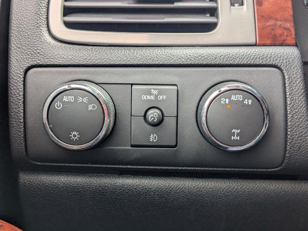 Chevrolet Tahoe  2010