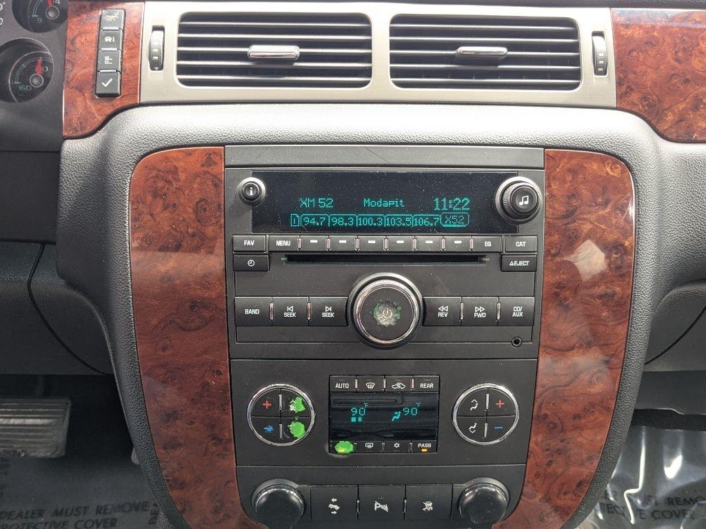 Chevrolet Tahoe  2010