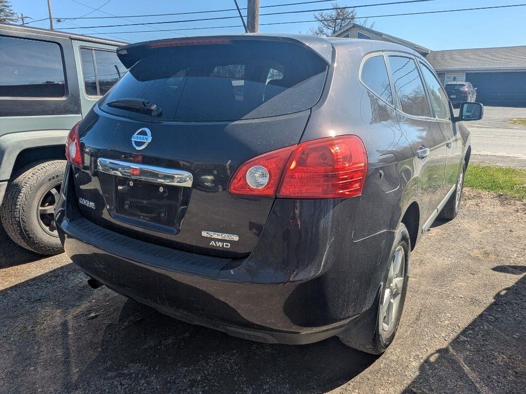 Nissan Rogue  2013