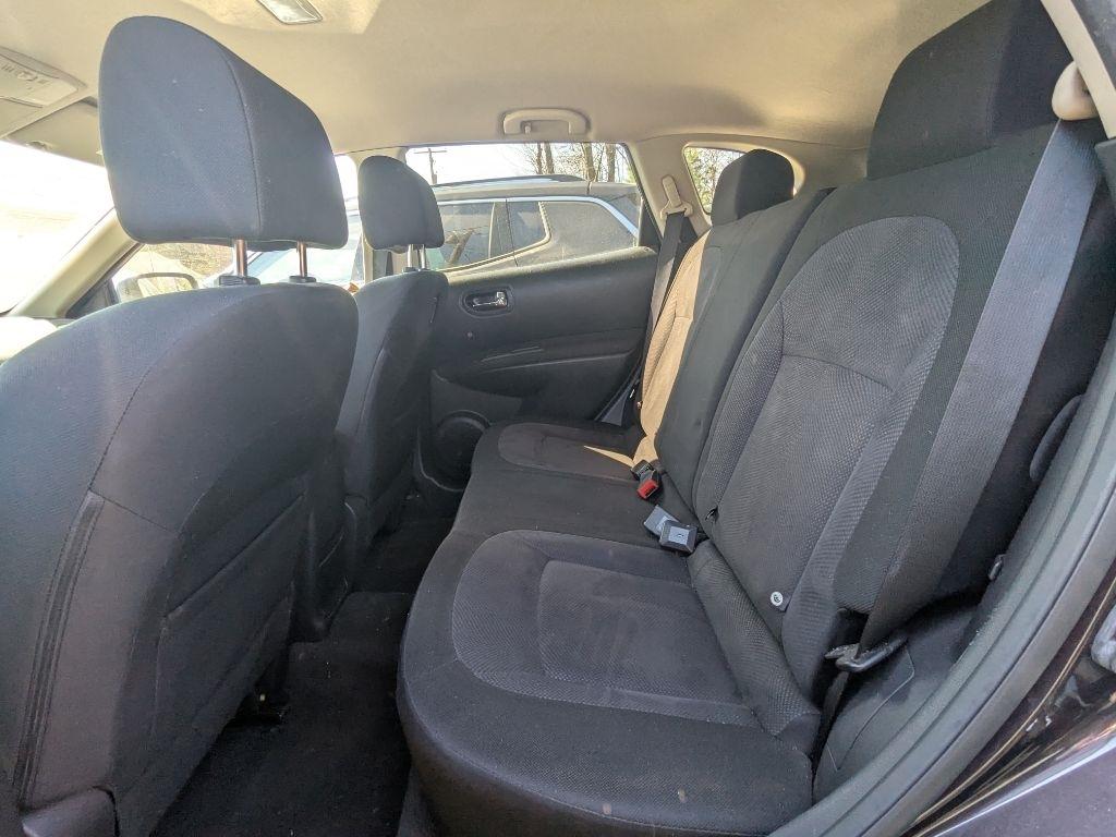 Nissan Rogue  2013